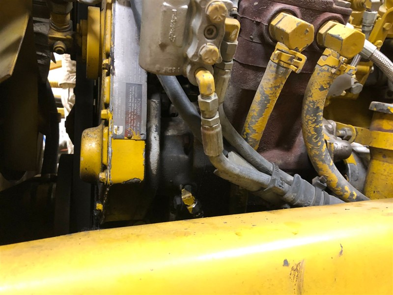 Viewing a thread - Thoughts on this oil leak on a 5.9 Cummins in a 854 5.9 Cummins Oil Leak Driver Side